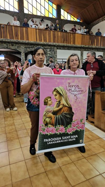 A Casa da Mãe Aparecida ficou pequena na segunda celebração da manhã em Laranjeiras do Sul